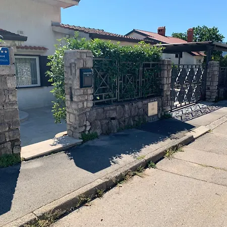 Dora 86 M2 View Private Terrace Parking Near Opatija