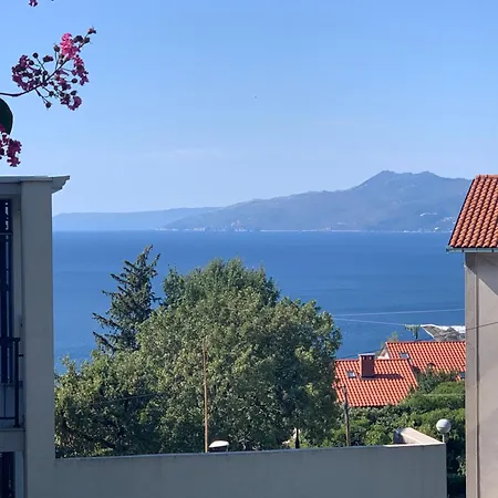 Deluxe Dora With A Private Parking, Terrace And View Lejlighed Rijeka