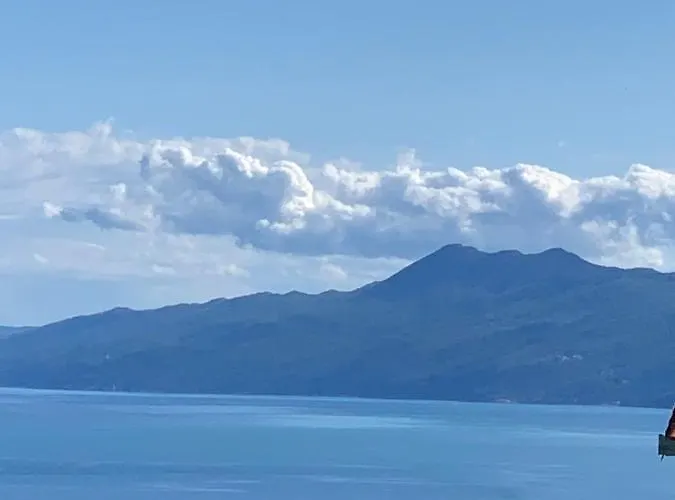 Deluxe Dora With A Private Parking, Terrace And View Rijeka