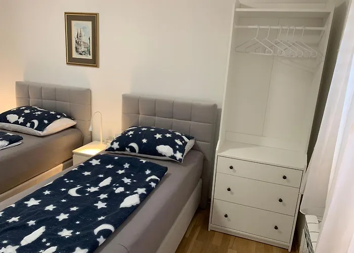 Deluxe Dora With A Private Parking, Terrace And View Apartament *