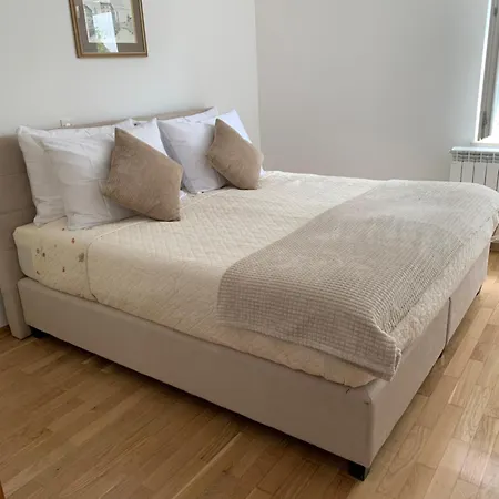 Deluxe Dora With A Private Parking, Terrace And View Apartment