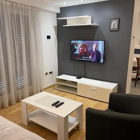 Deluxe Dora With A Private Parking, Terrace And View Апартаменты Риека