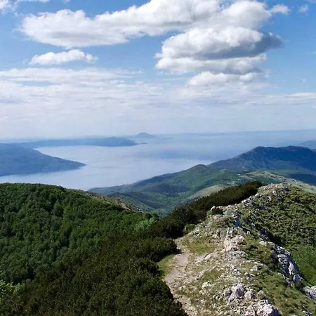 Apartment Deluxe Dora With A Private Parking, Terrace And View *