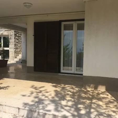 Apartment Deluxe Dora With A Private Parking, Terrace And View *