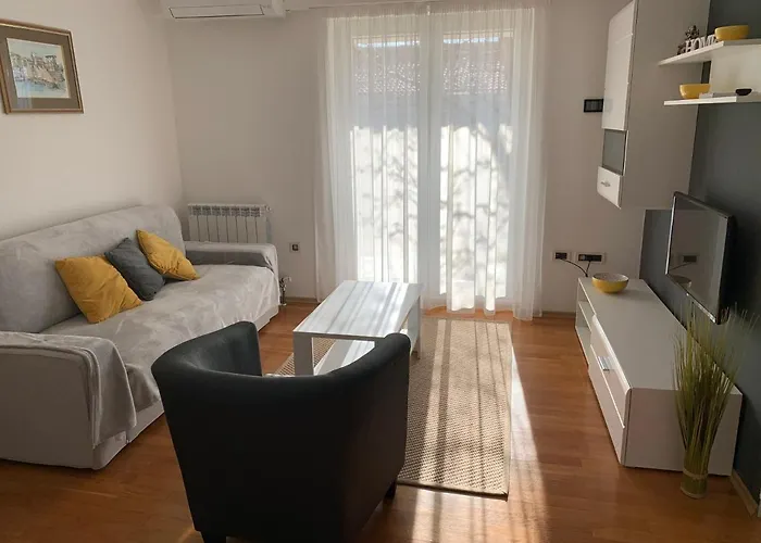 Deluxe Dora With A Private Parking, Terrace And View Apartman Fiume