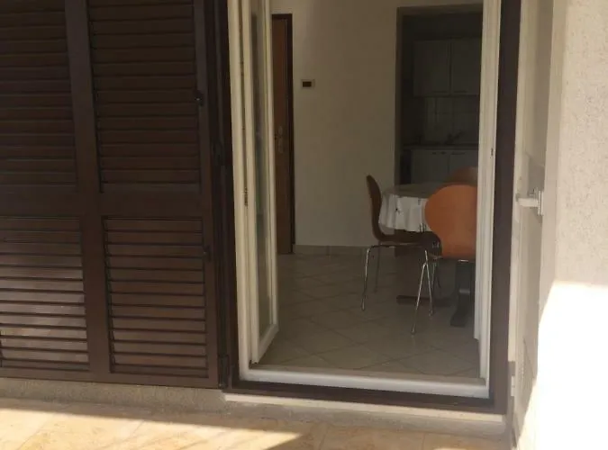 Deluxe Dora With A Private Parking, Terrace And View Apartman *